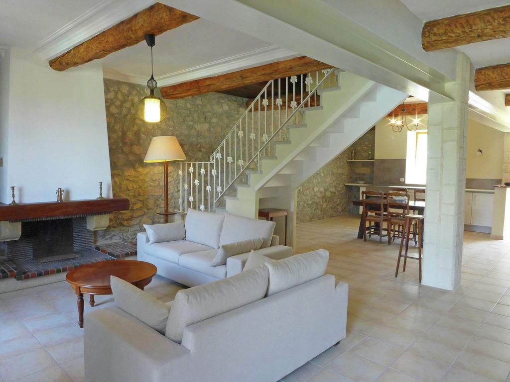 Cosy Holiday Home With Swimming Pool Montbrun-des-Corbières Room photo